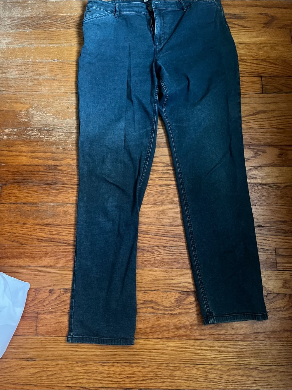 Women’s j Jill tried and true fit Jeans in dark blue